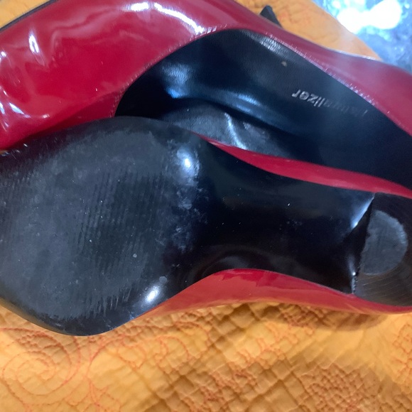 Pumps - Picture 3 of 7